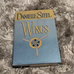 Daniel Steel Book💫